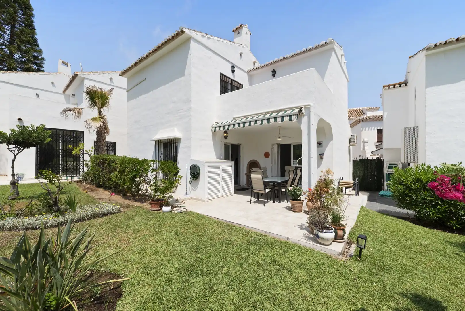 Jardí de Casa o xalet en venda en Mijas amb Aire condicionat, Terrassa i Piscina