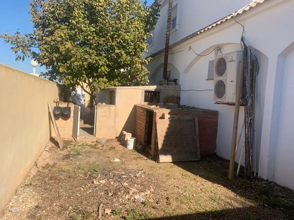 Casa o xalet en venda en Orihuela amb Aire condicionat, Calefacció i Jardí privat