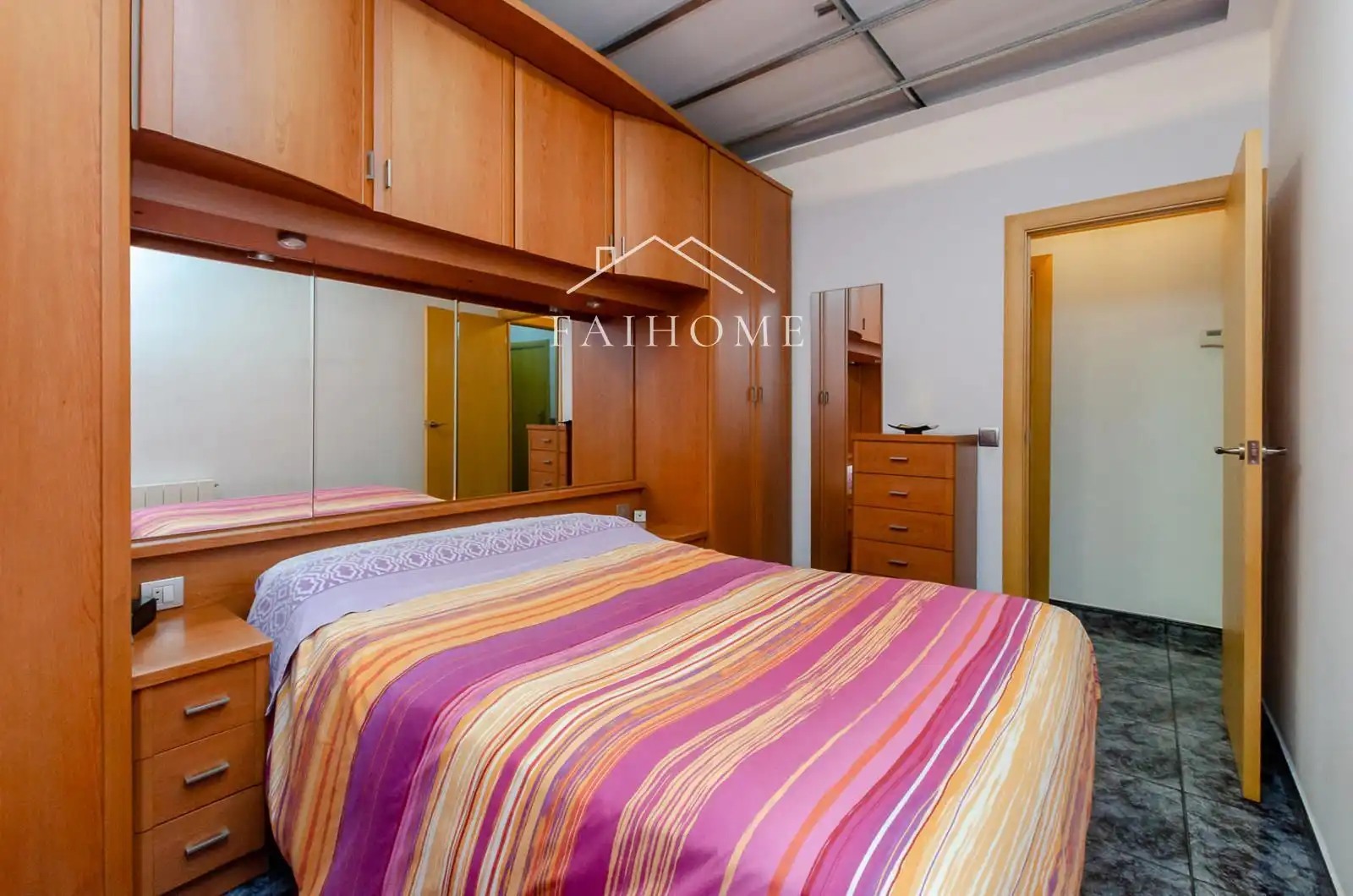 Habitación de Piso en venta en Badalona con Aire acondicionado, Calefacción y Terraza