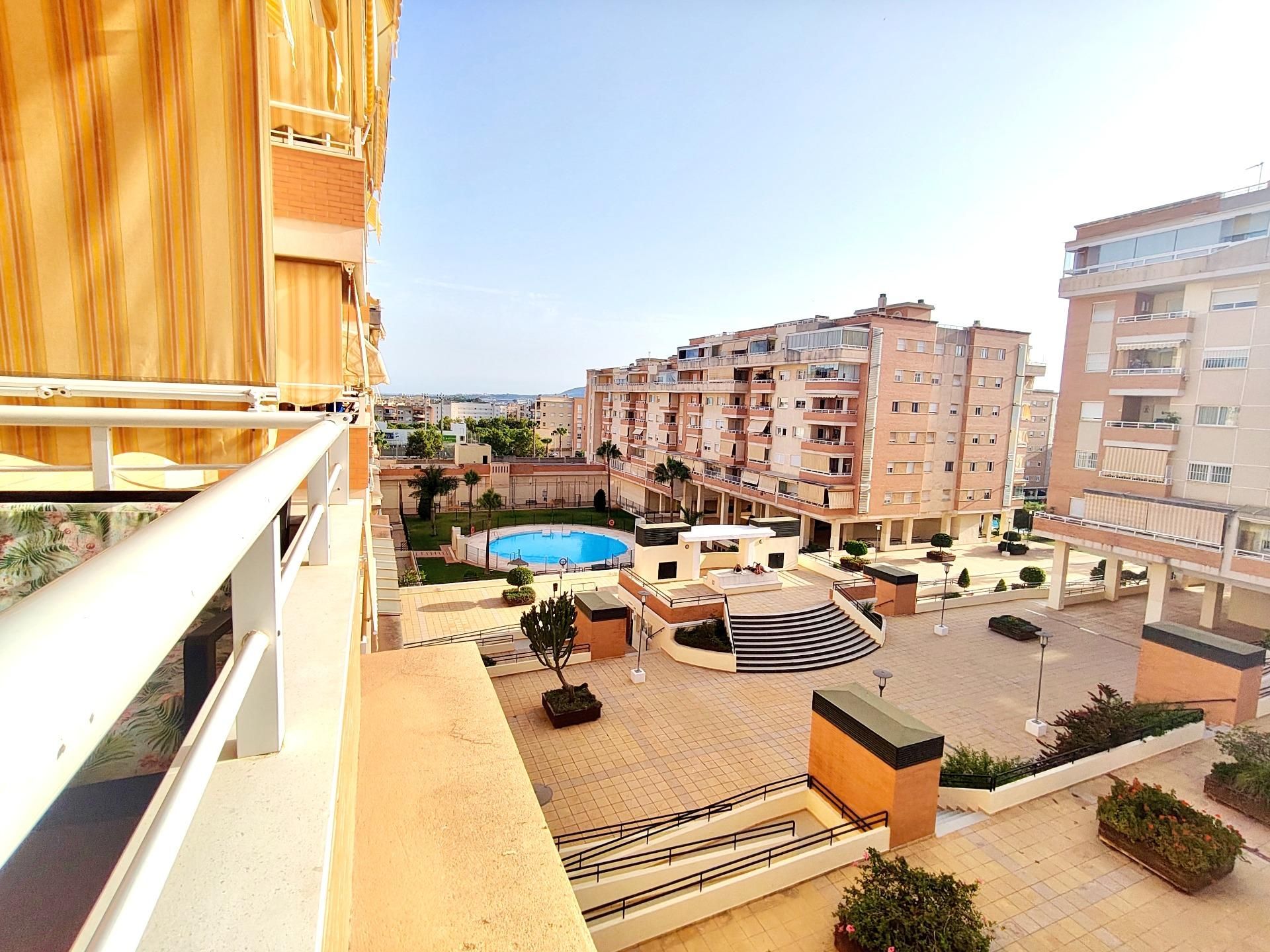 Exterior view of Flat for sale in Málaga Capital  with Terrace and Community pool