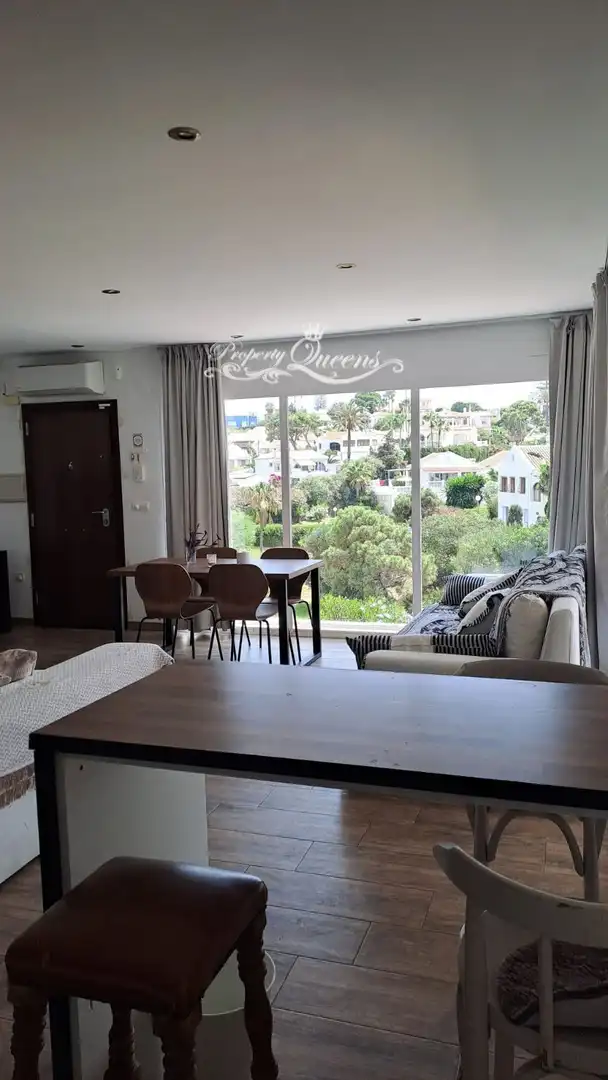 Esszimmer von Einfamilien-Reihenhaus zur Miete in Mijas mit Klimaanlage, Terrasse und Schwimmbad