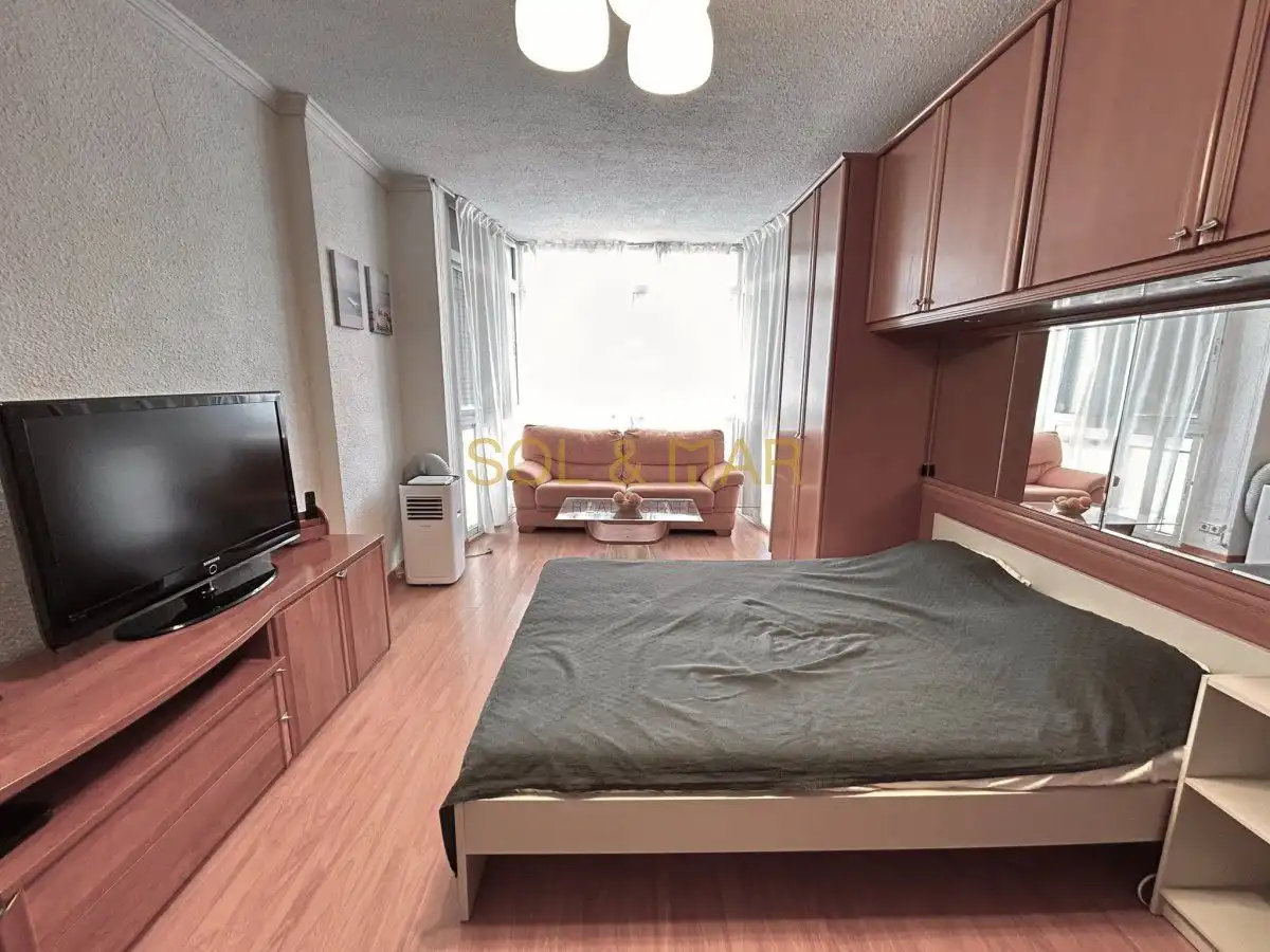 Schlafzimmer von Wohnung zur Miete in Centro