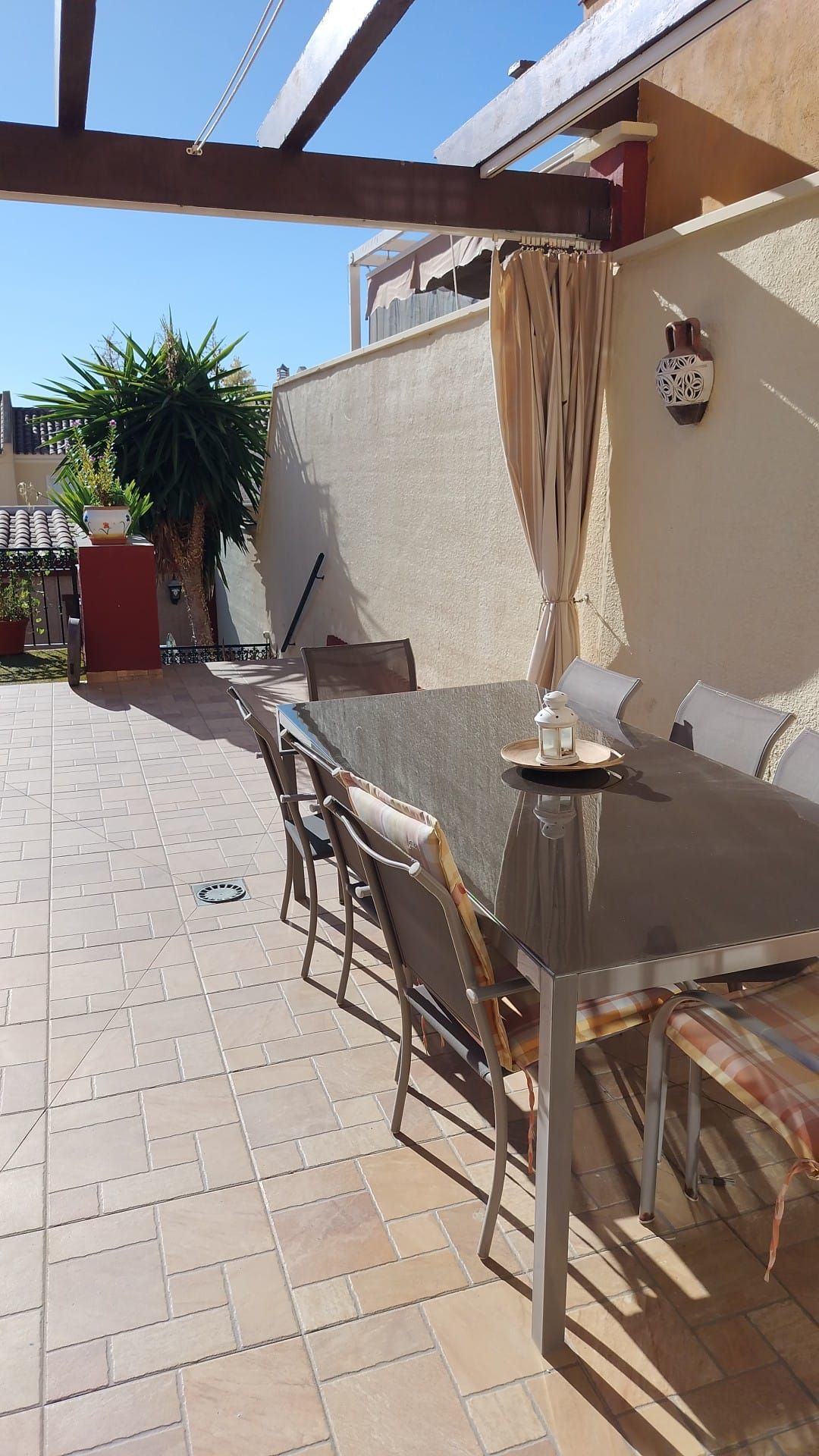 Single-family semi-detached to rent in Calle Bélgica, Distrito Zeta - Recinto Ferial Cortijo de Torres