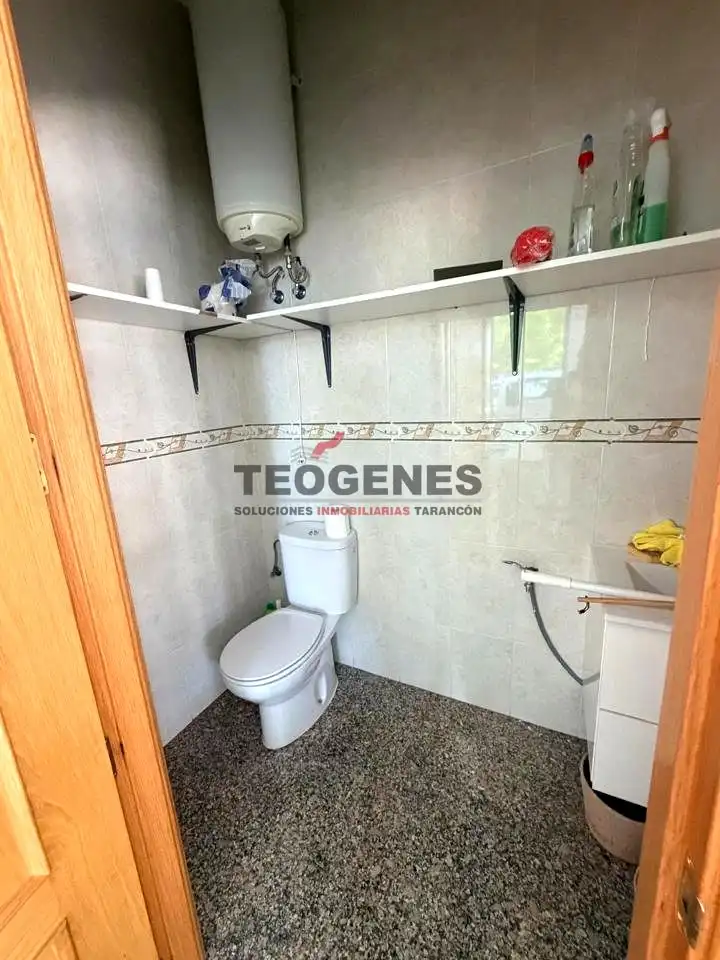 Local comercial de lloguer a Reina Sofía, imagen 9