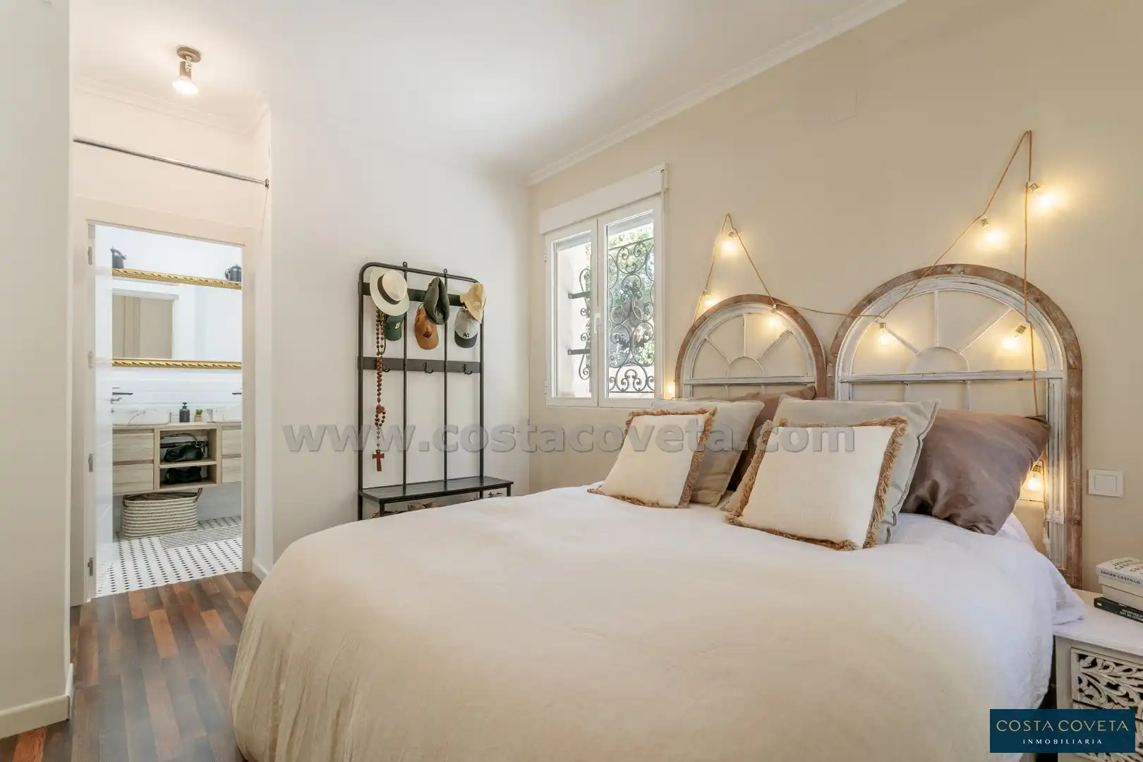 Bedroom of Houses for sale in El Campello  with Air Conditioner, Private garden and Terrace