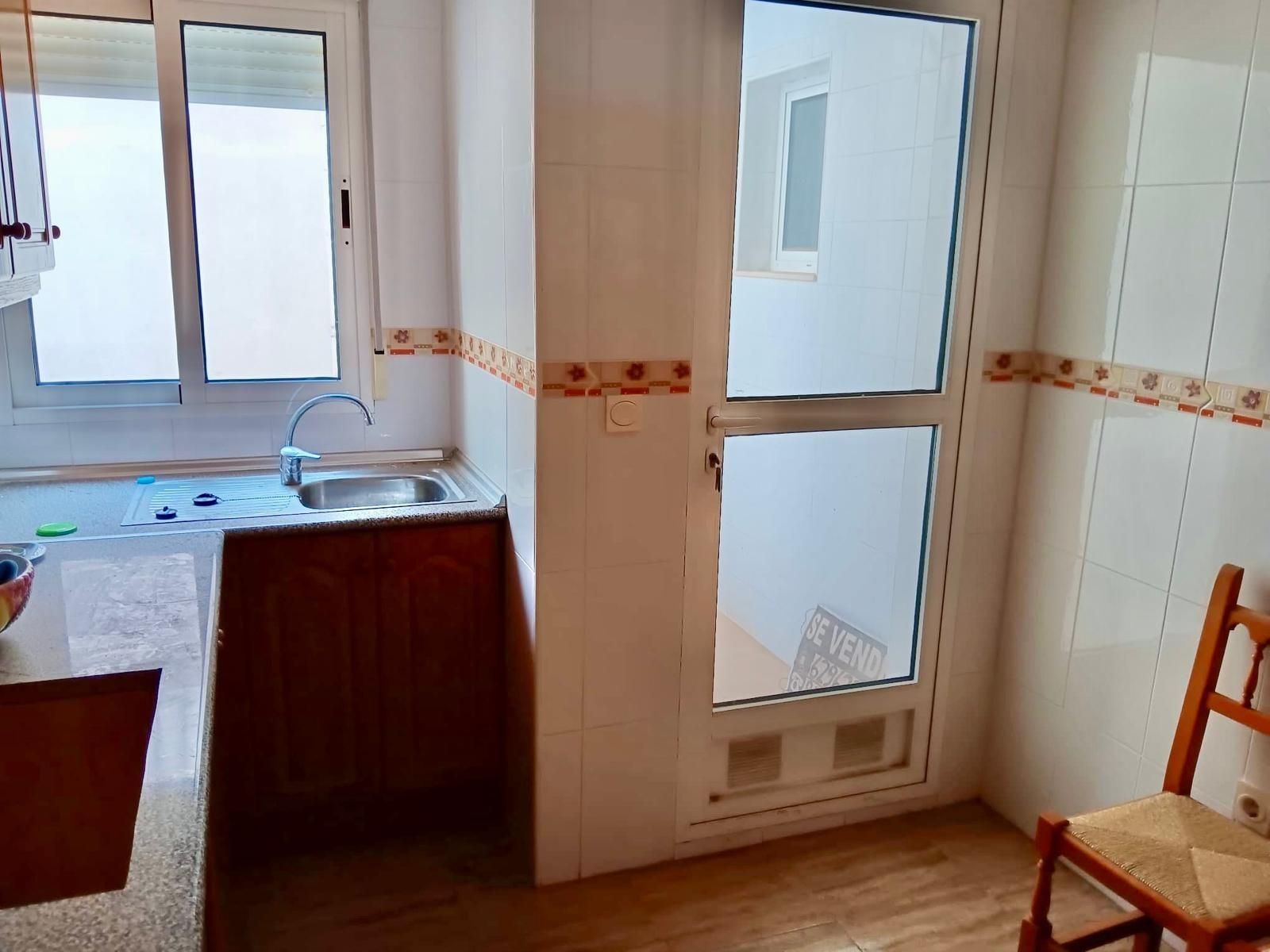 Kitchen of Flat for sale in Pilar de la Horadada  with Balcony
