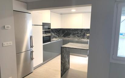 Kitchen of Flat for sale in Santurtzi   with Terrace