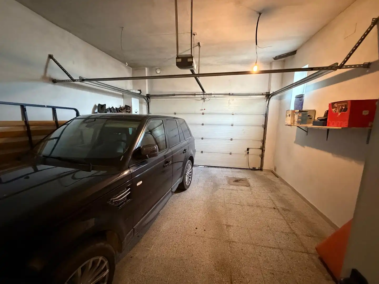 Aparcament de Casa adosada en venda en Ávila amb Calefacció i Jardí privat