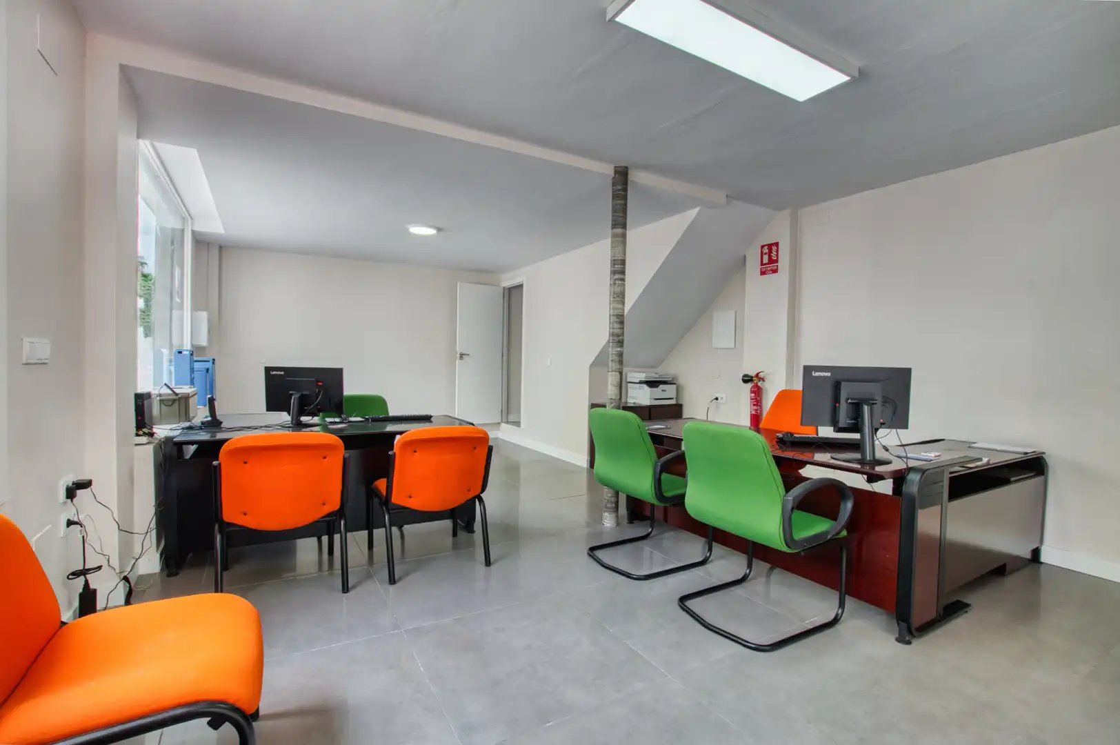 Business premises for sale in Avenida la Hispanidad Nº12, imagen 5