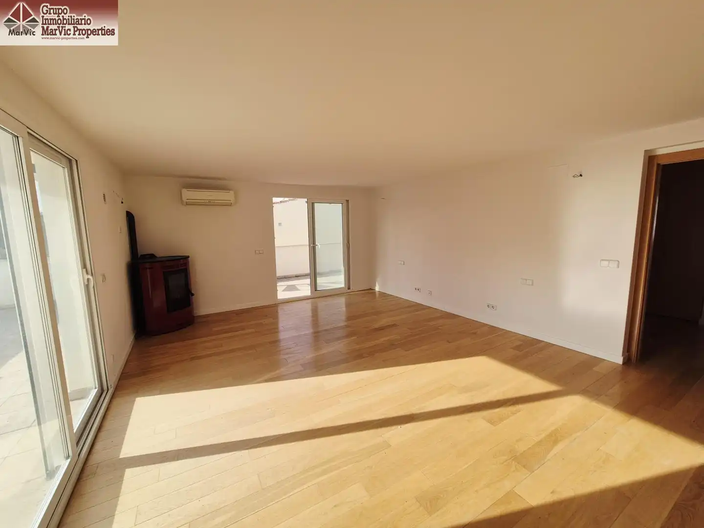 Casa aparellada amb terrassa en venda a L'Albir, imagen 25