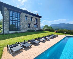 Vista exterior de Finca rústica en venda en Cangas de Onís