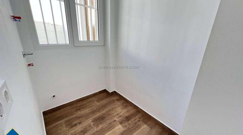 Apartamento con terraza, en la provincia de Alicante, en la ciudad de Torrevieja, en la zona de Playa del Cura. 3 habitaciones | 1, imatge 4