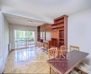 Living room of Flat for sale in Móstoles  with Heating, Parquet flooring and Terrace