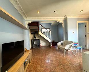 Sala d'estar de Casa o xalet en venda en San Felices de Buelna amb Terrassa