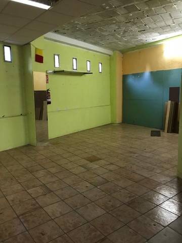 Local comercial en Alquiler en Zona Alta