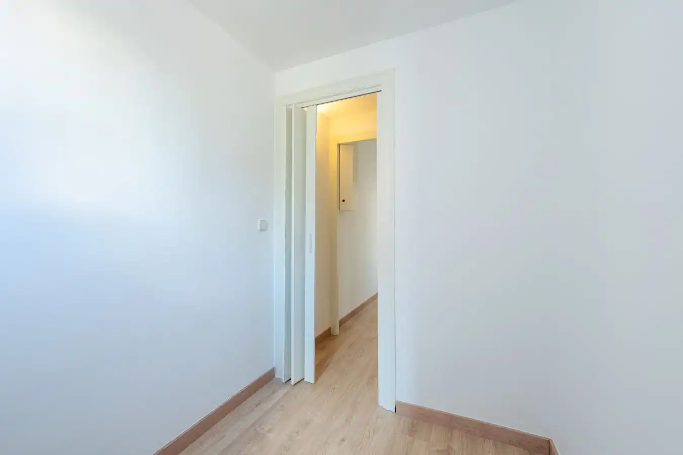 Flat for sale in Barcelona  with Air Conditioner and Heating