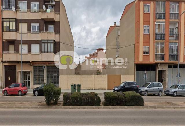 Terreno residencial en Venta en Avenida Ronda de Corredera, 12 en Toro
