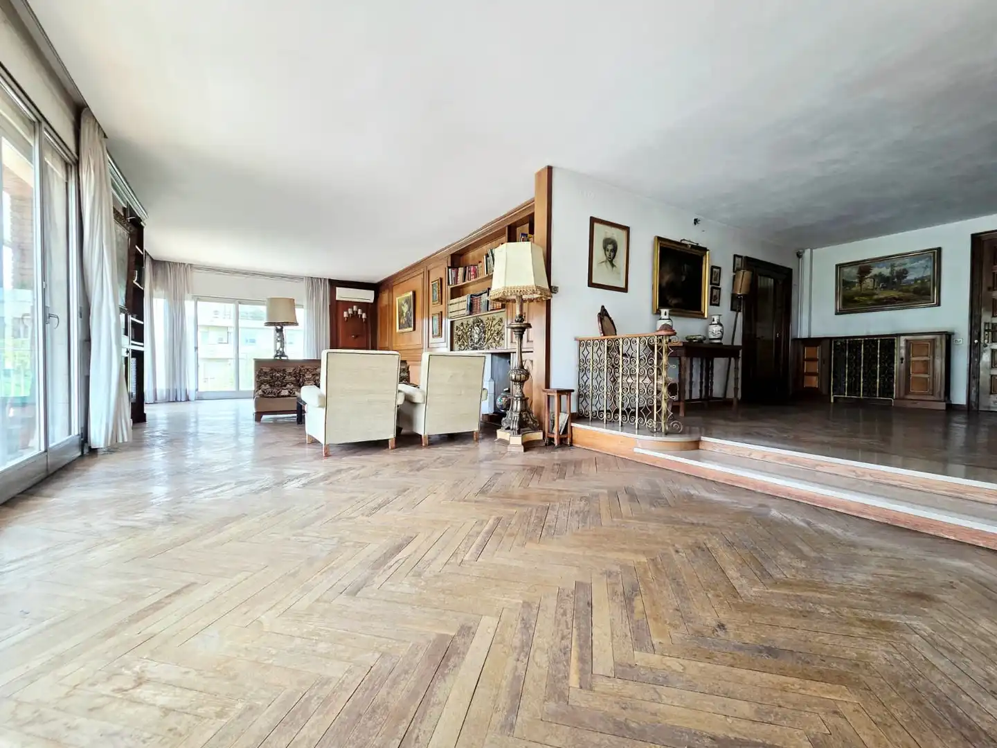 Flat for sale in Barcelona  with Air Conditioner, Heating and Parquet flooring