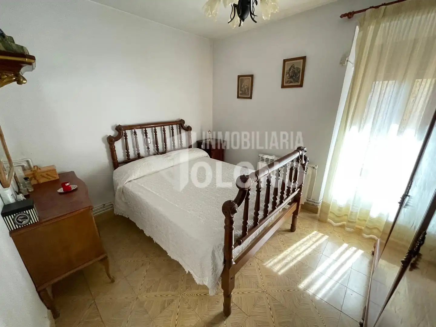 Habitación de Casa o chalet en venta en Cuzcurrita de Río Tirón con Calefacción, Terraza y Amueblado
