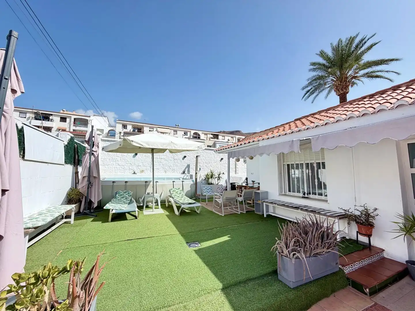 Terrace of Houses for sale in Roquetas de Mar  with Air Conditioner, Heating and Private garden