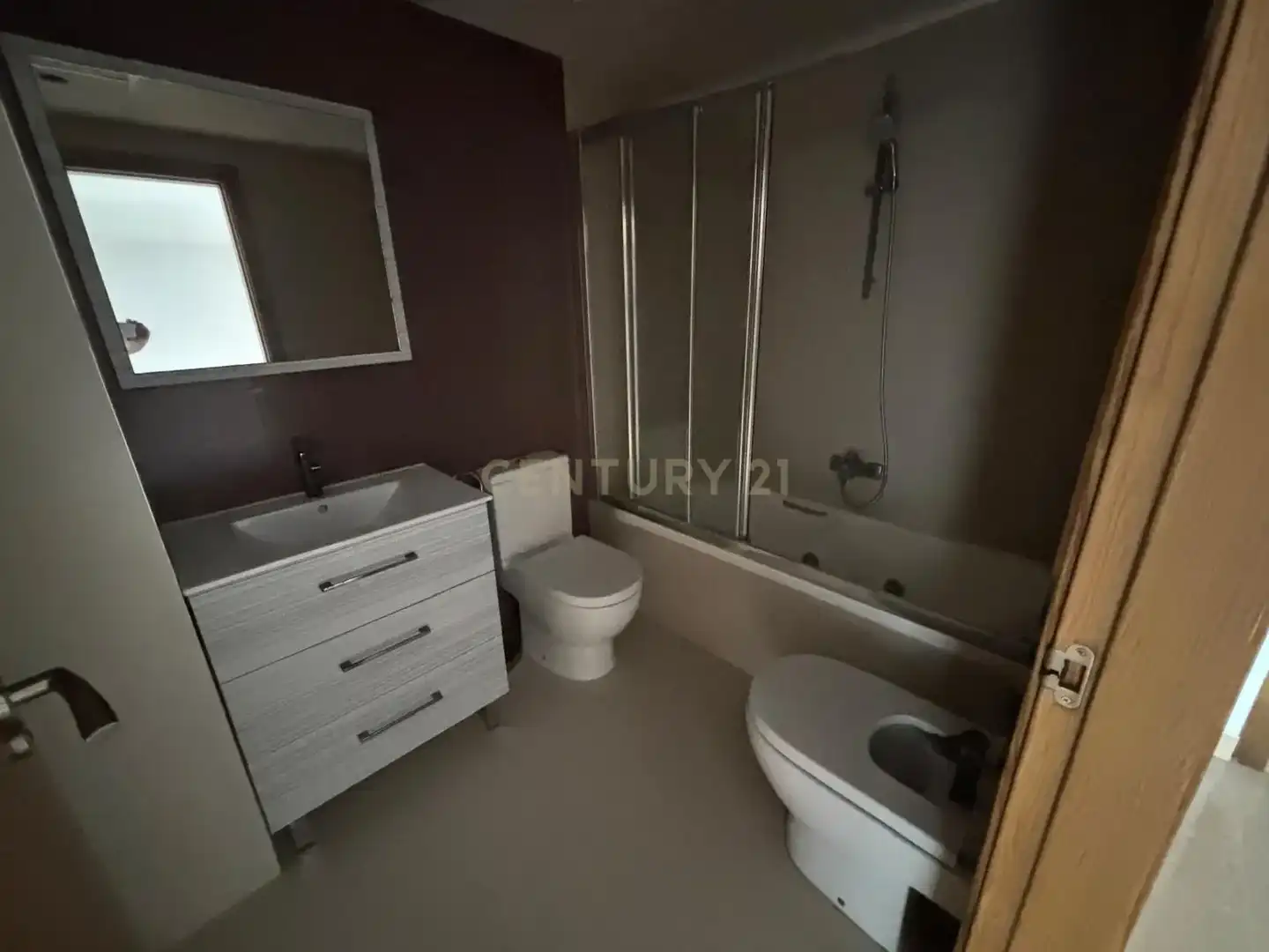 Bany de Apartament en venda en Valencia amb Aire condicionat, Traster i Forn