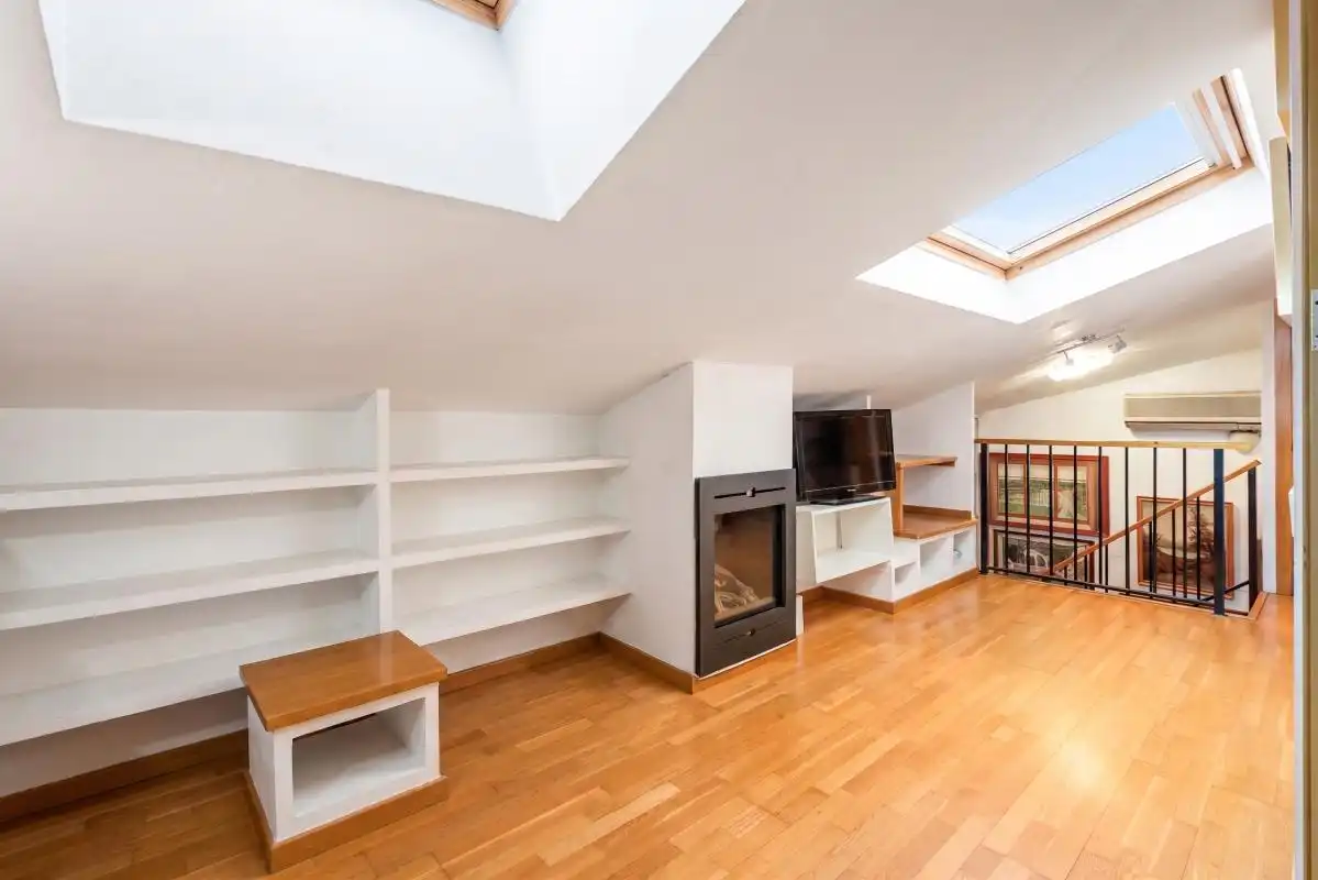 Sala de estar de Dúplex en venta en Sant Joan Despí con Aire acondicionado y Calefacción