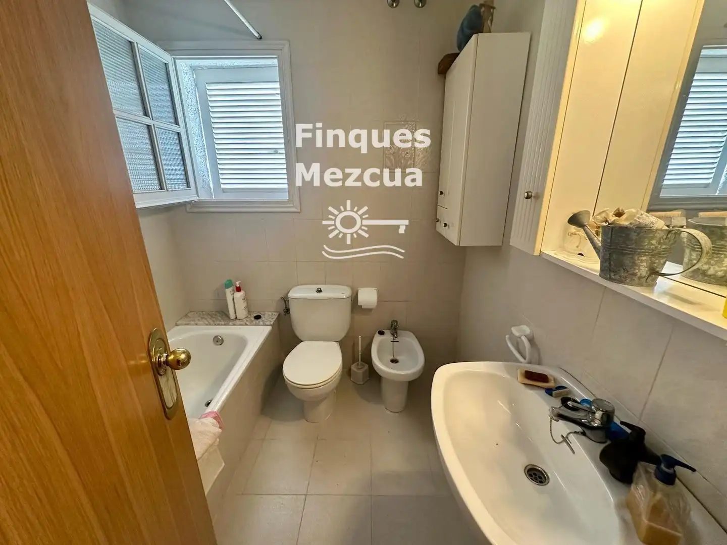 Bathroom of Houses for sale in El Vendrell  with Terrace, Storage room and Swimming Pool