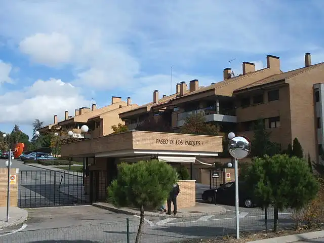 Vista exterior de Trastero en venta en La Moraleja