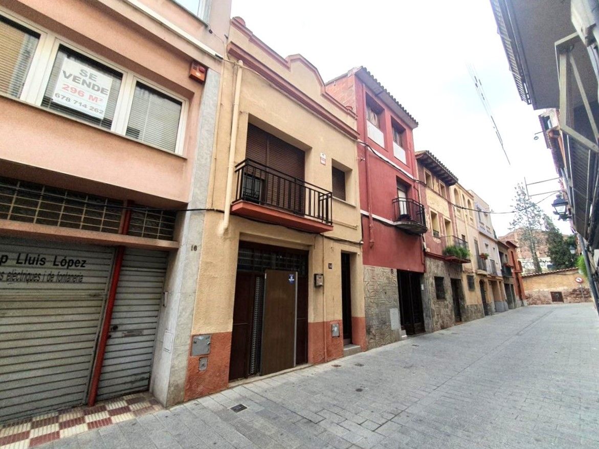 Exterior view of Single-family semi-detached for sale in Martorell