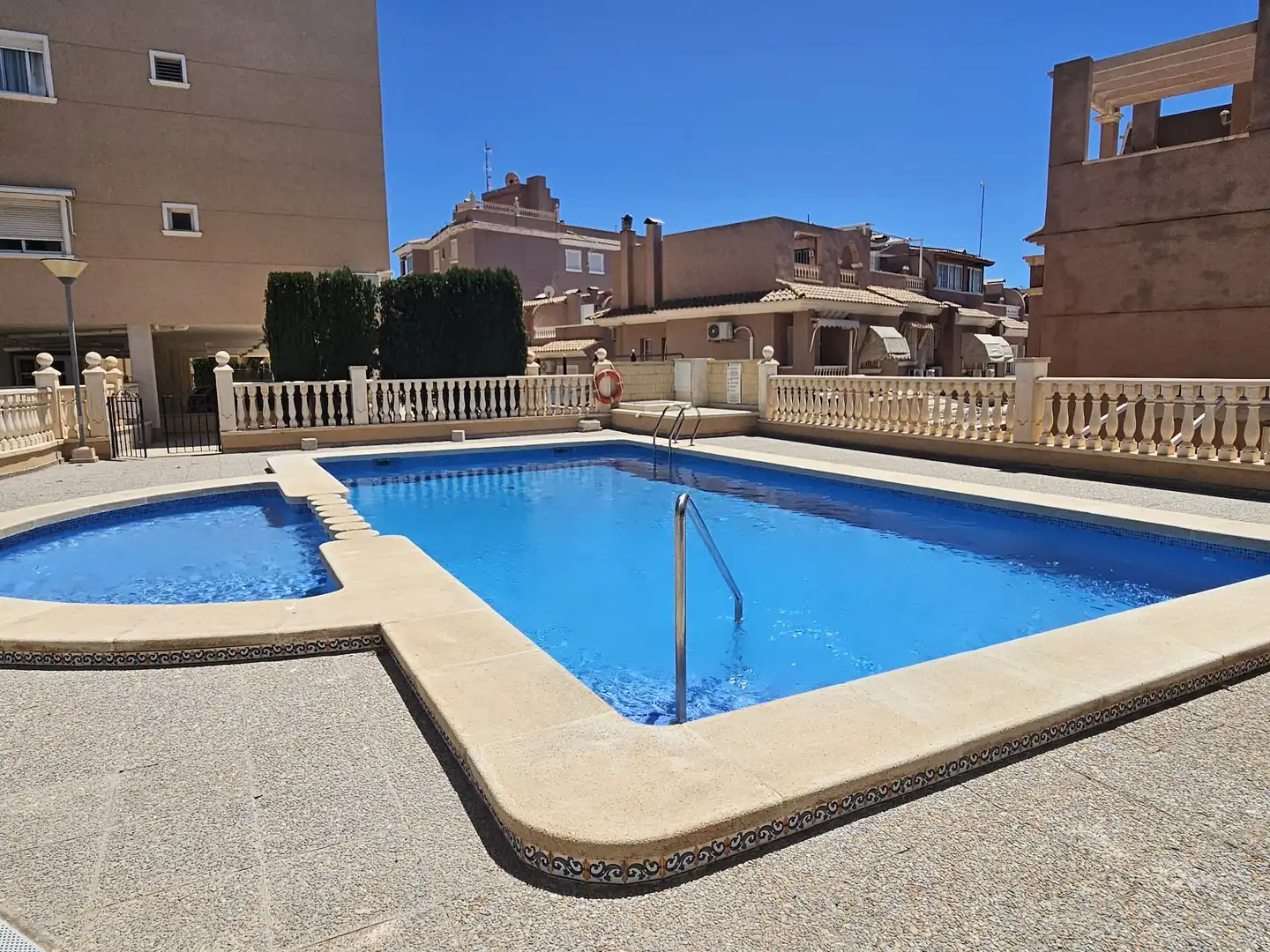 Swimming pool of Flat for sale in Santa Pola  with Air Conditioner, Heating and Terrace