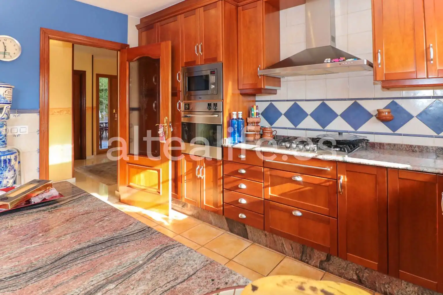 Cocina de Casa o chalet en venta en La Nucia con Aire acondicionado, Calefacción y Jardín privado