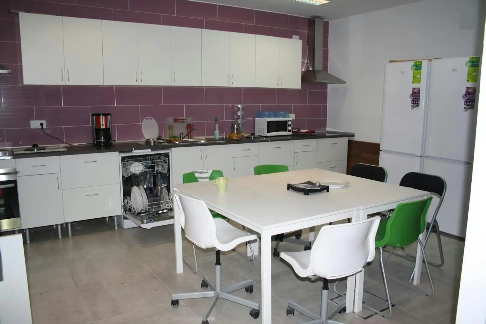Kitchen of Flat for share in Sevilla  with Private garden and Washing machine