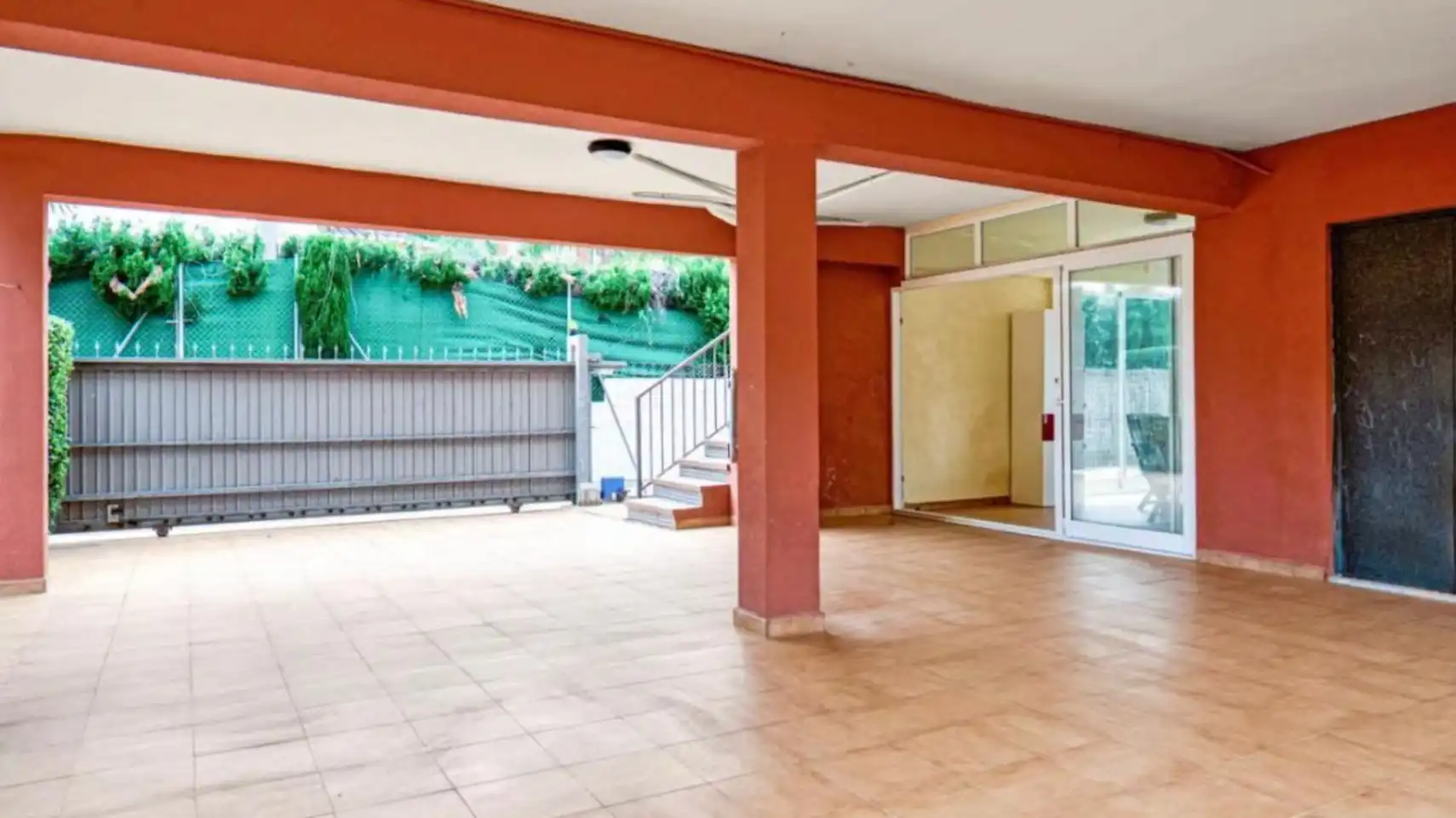 Terrasse von Haus oder Chalet zum Verkauf in Dénia mit Klimaanlage, Heizung und Privatgarten