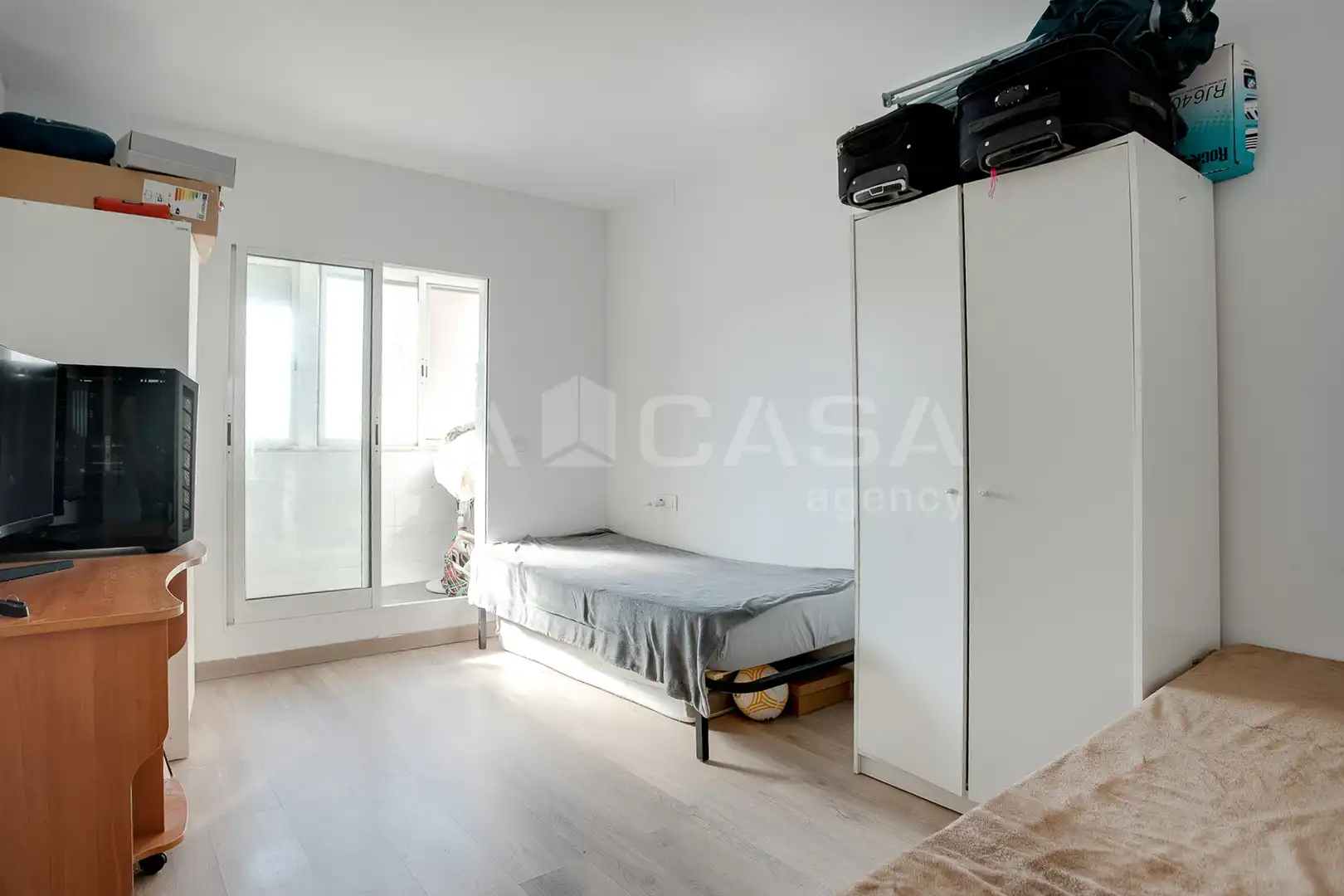 Bedroom of Attic for sale in L'Hospitalet de Llobregat  with Balcony