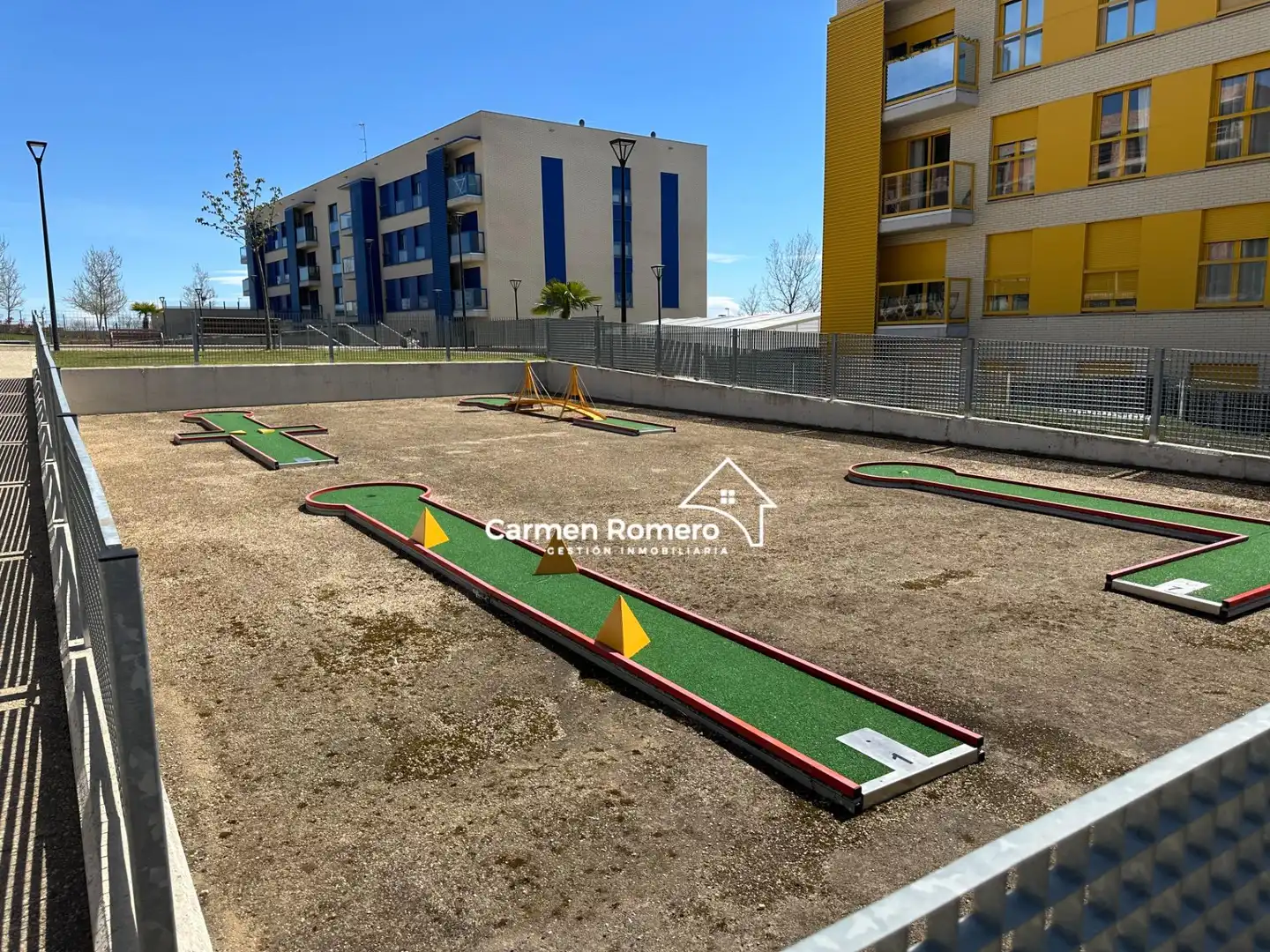 Parking de Apartamento en venta en Salamanca con Calefacción, Jardín privado y Balcón
