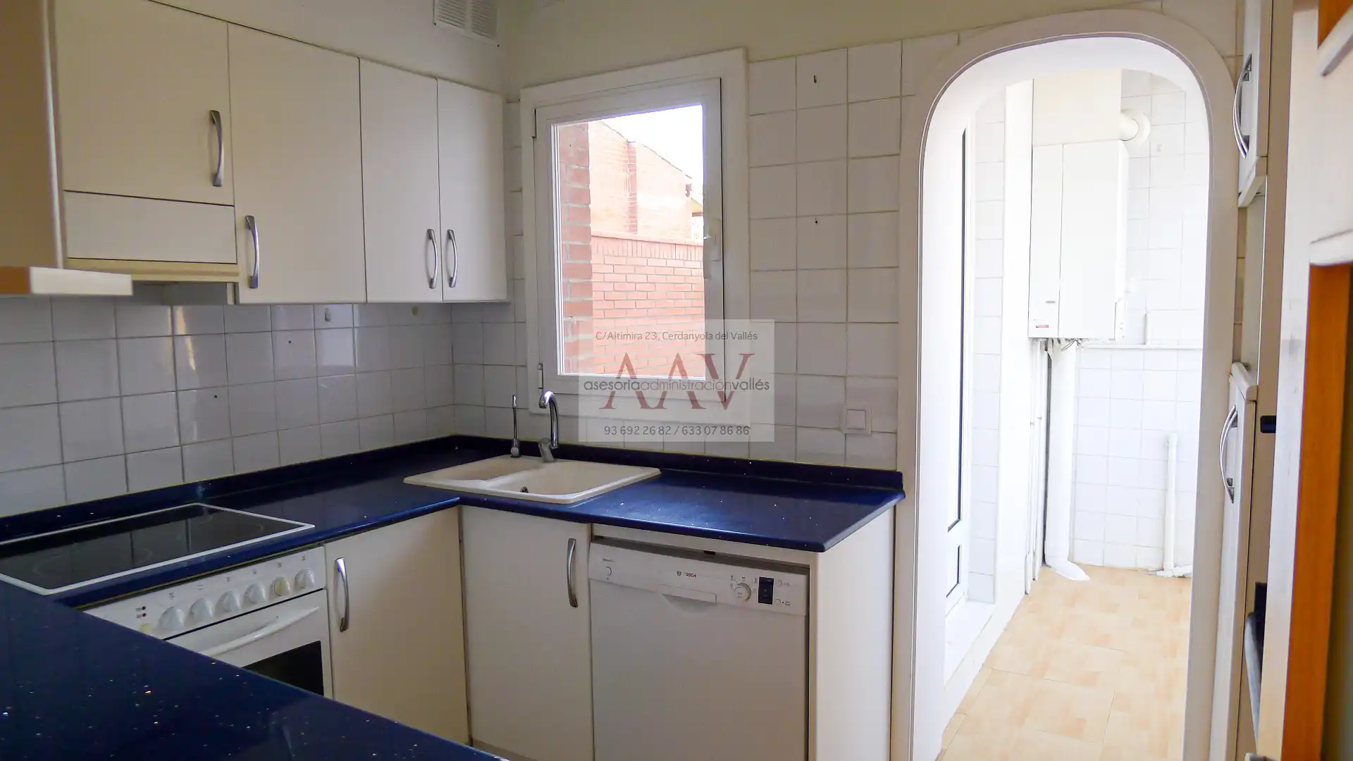 Küche von Maisonette zum Verkauf in Matadepera mit Klimaanlage, Heizung und Privatgarten