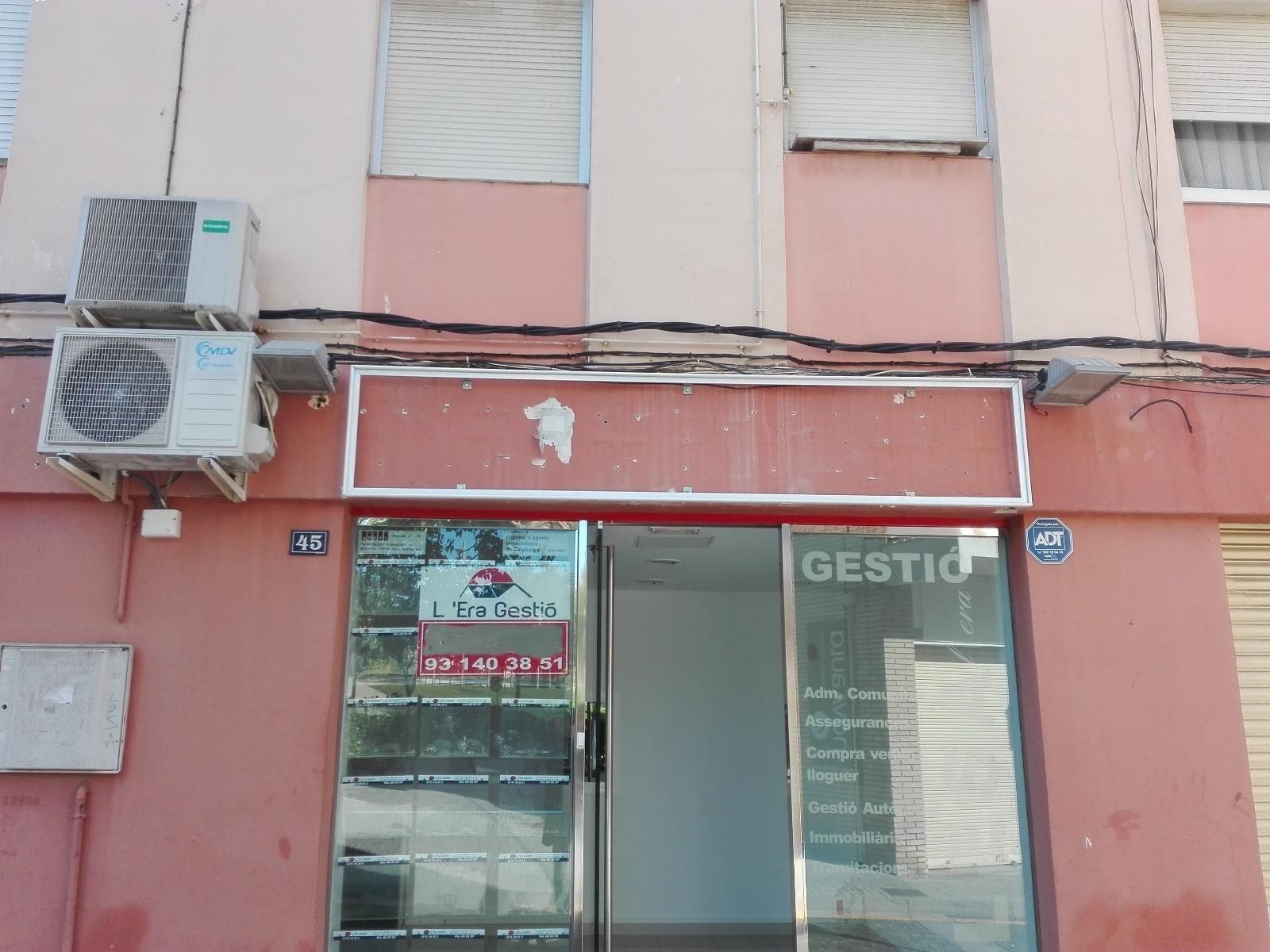 Premises for sale in Olesa de Montserrat  with Air Conditioner
