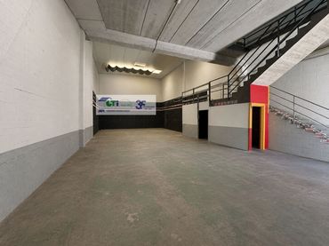 Industrial building for sale in CALLE AJEDREA