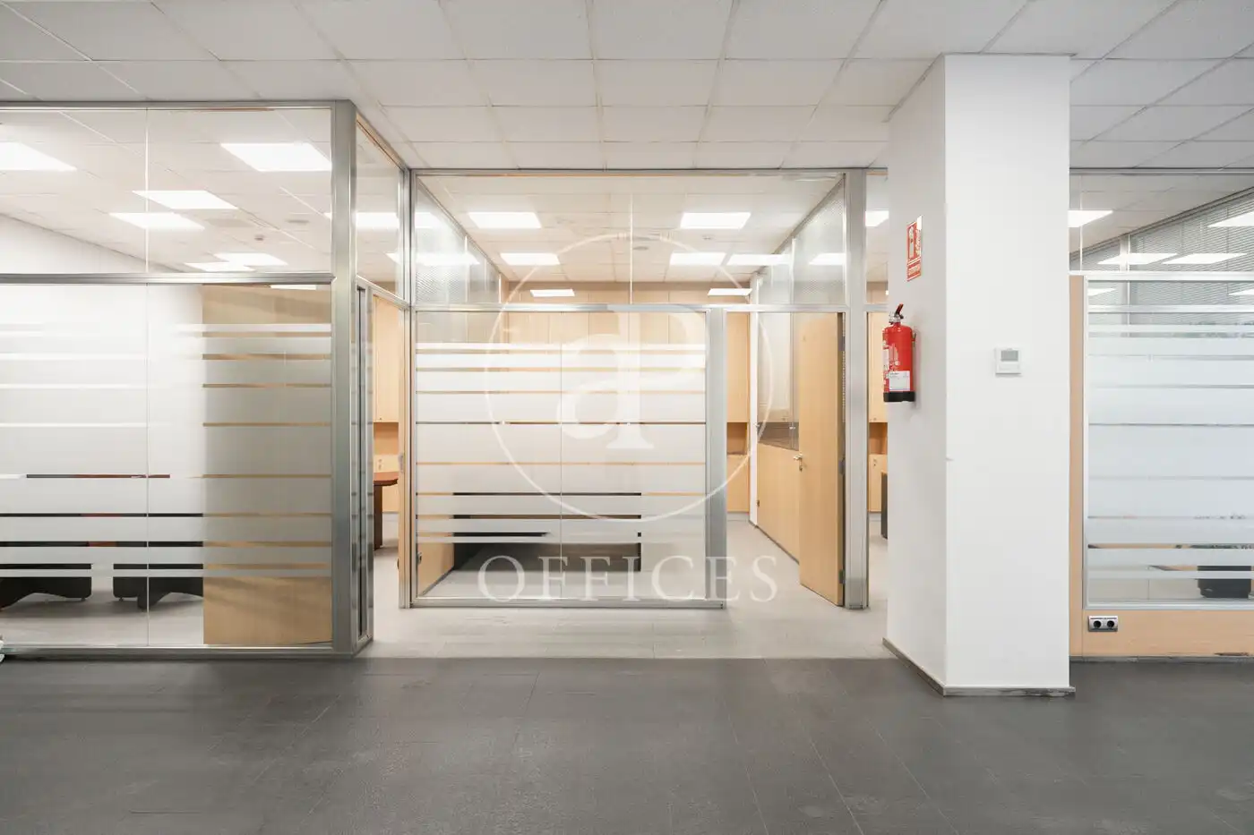 Office space with lift to rent in Carrer del Plom, imagen 75