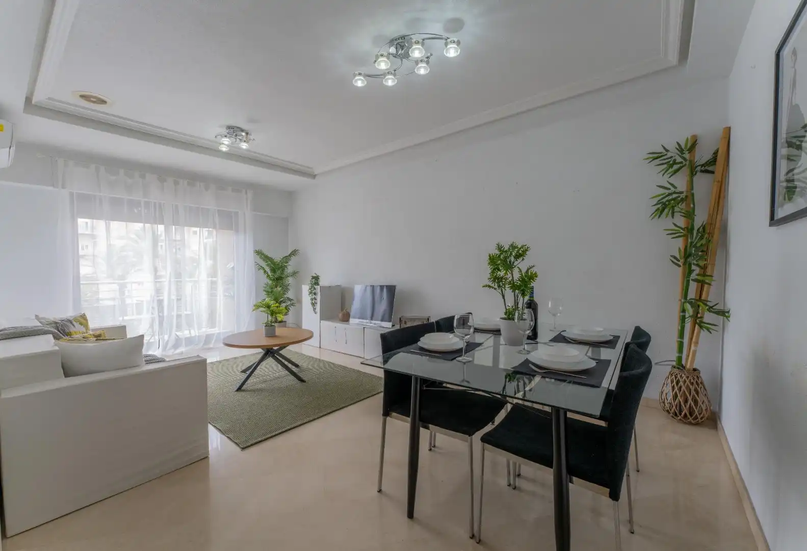 Comedor de Piso en venta en Elche / Elx con Aire acondicionado y Balcón
