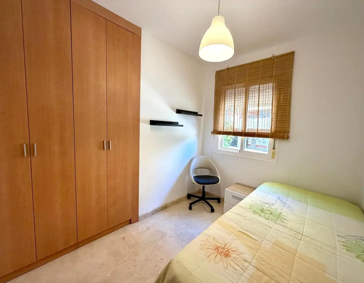 Habitación de Piso en venta en Benalmádena con Aire acondicionado, Jardín privado y Terraza
