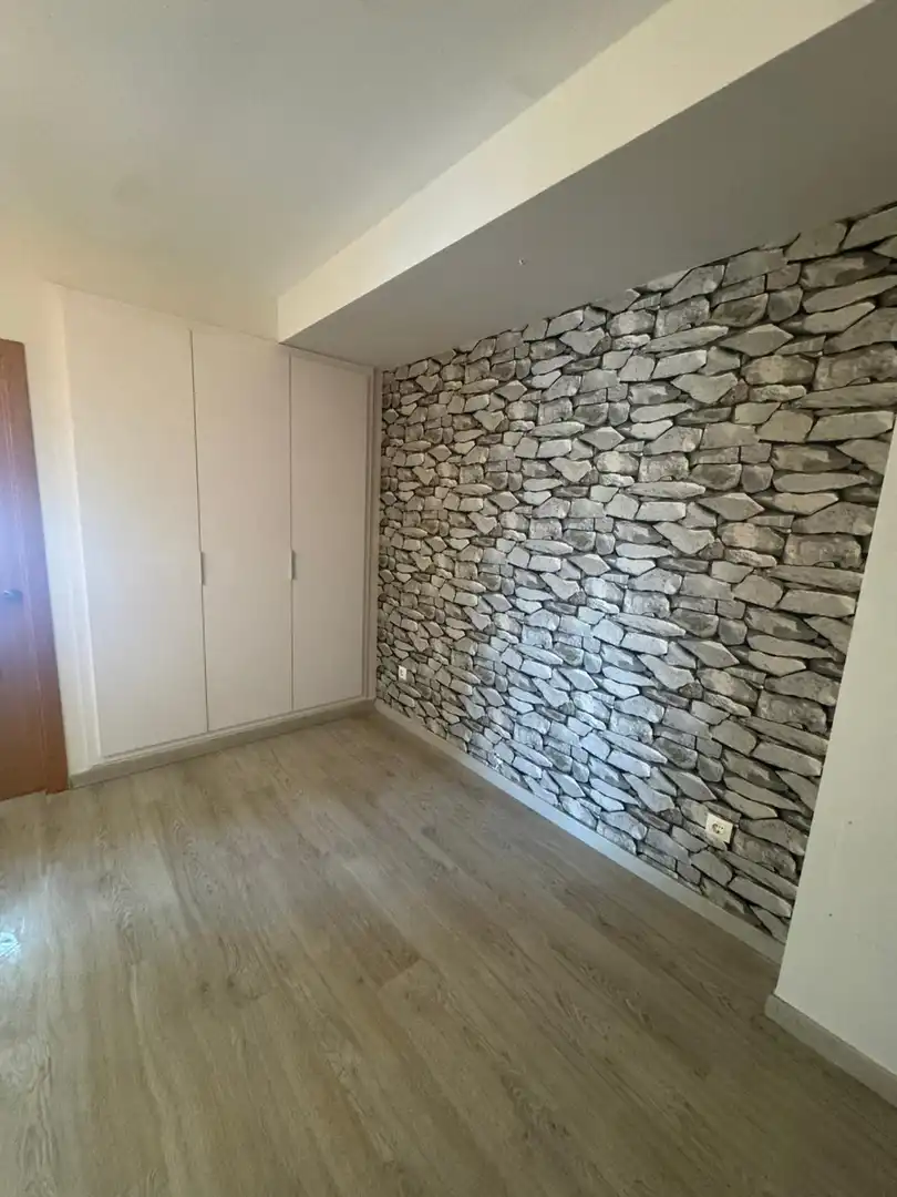 Flat for sale in Montaverner