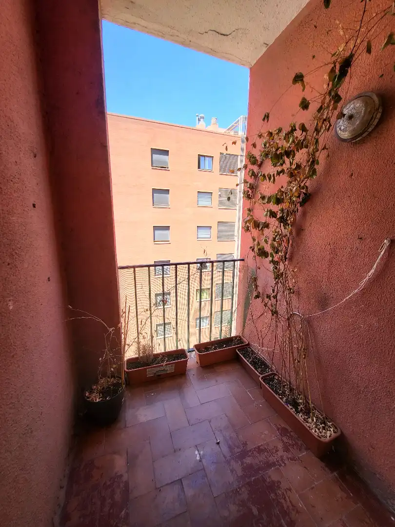 Flat with terrace for sale in Carrer Gran de Sant Andreu, imagen 3