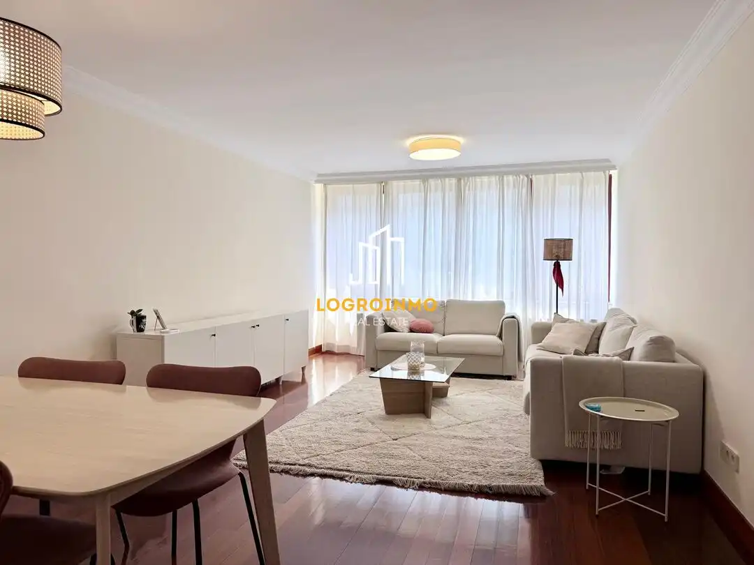Wohnzimmer von Wohnung zur Miete in  Logroño mit Klimaanlage, Heizung und Abstellraum