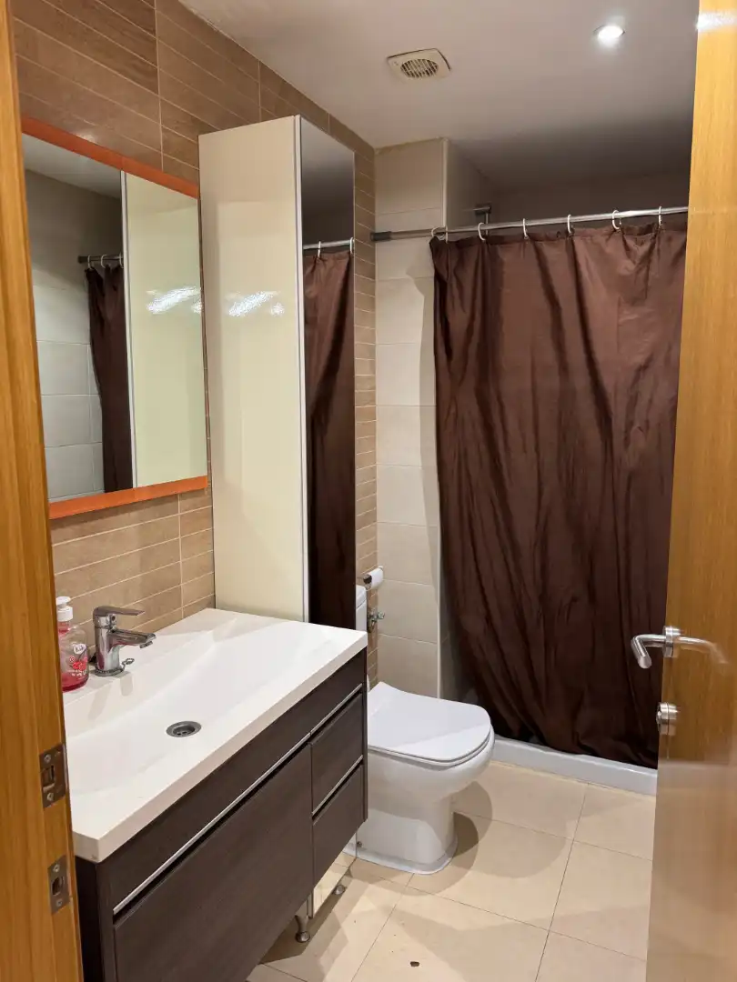 Baño de Dúplex en venta en Vilallonga del Camp con Aire acondicionado, Terraza y Horno