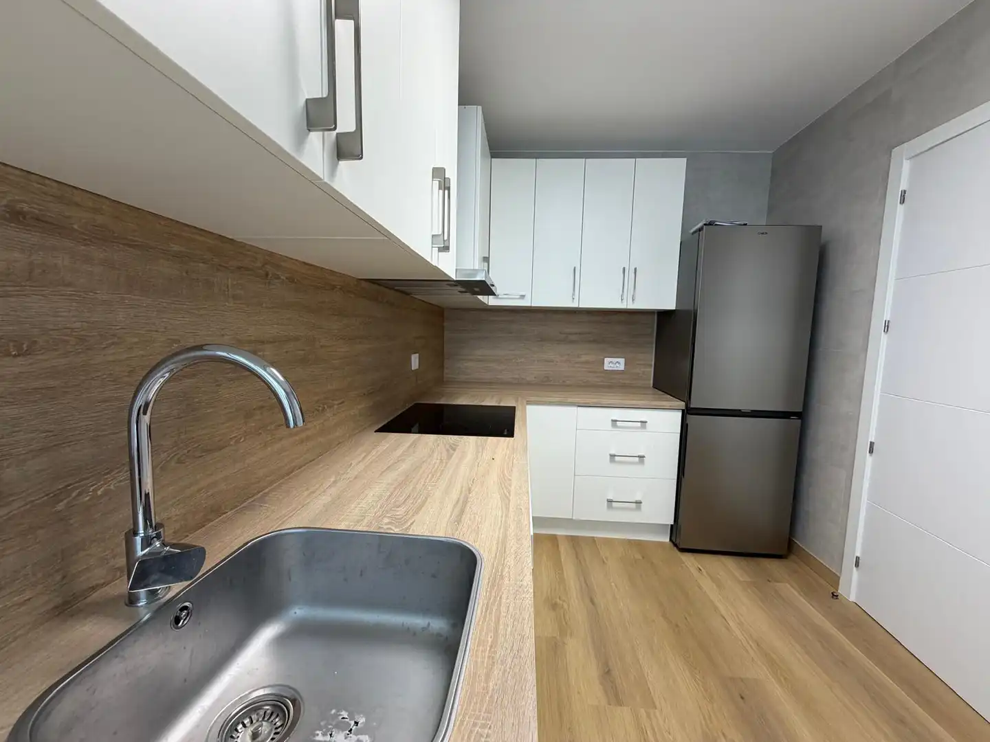 Cocina de Piso de alquiler en Lugo con Calefacción, Parquet y Trastero