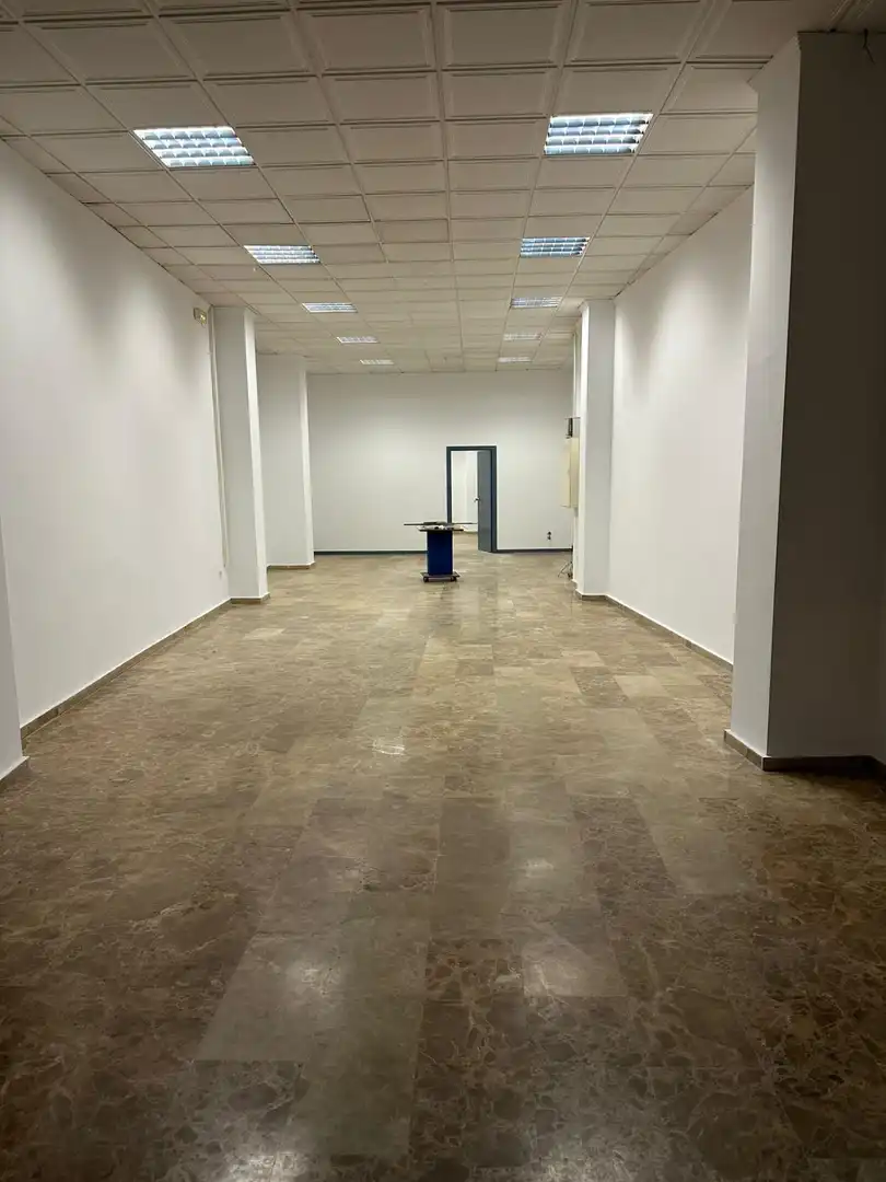 Gewerbefläche zur Miete in Centro