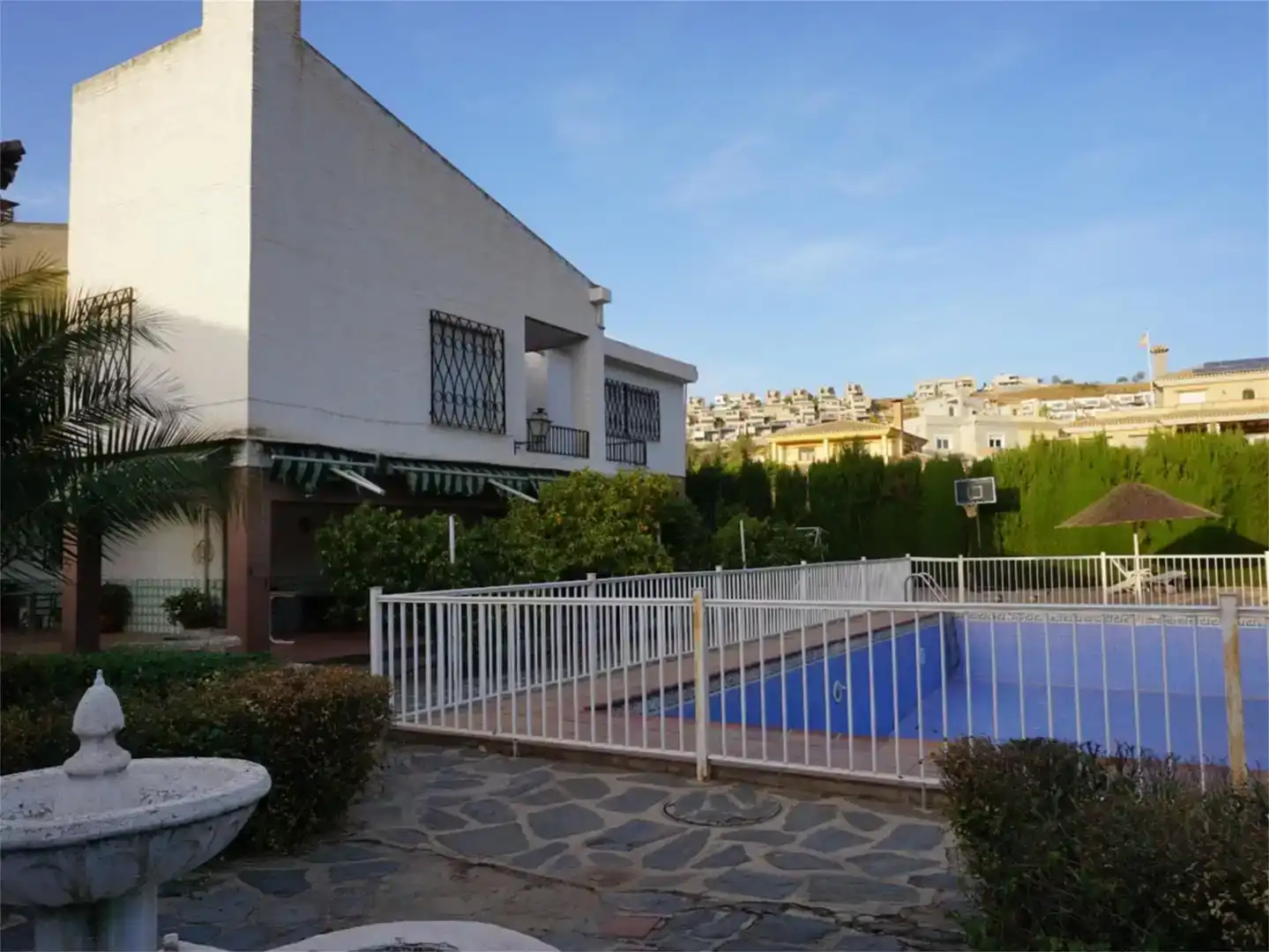 Piscina de Casa o xalet en venda en Huétor Vega amb Piscina i Balcó