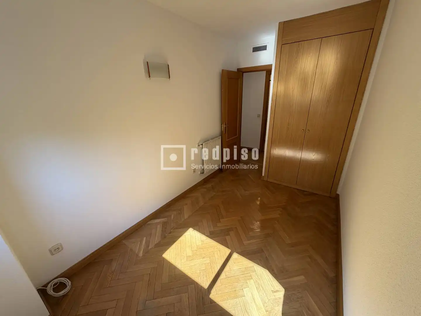 Habitación de Piso en venta en Madrid con Aire acondicionado, Calefacción y Jardín privado