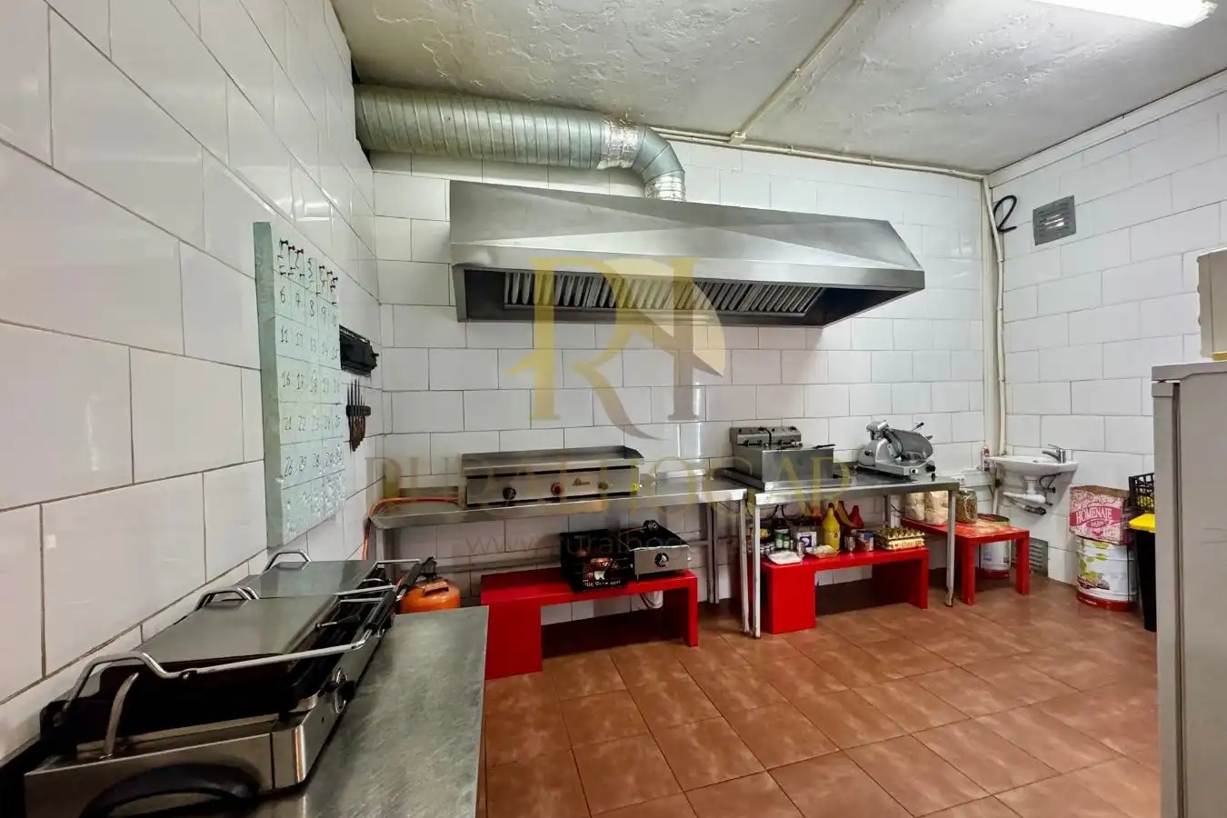 Kitchen of Commercial properties for sale in Villamanín  with Heating, Terrace and Furnished